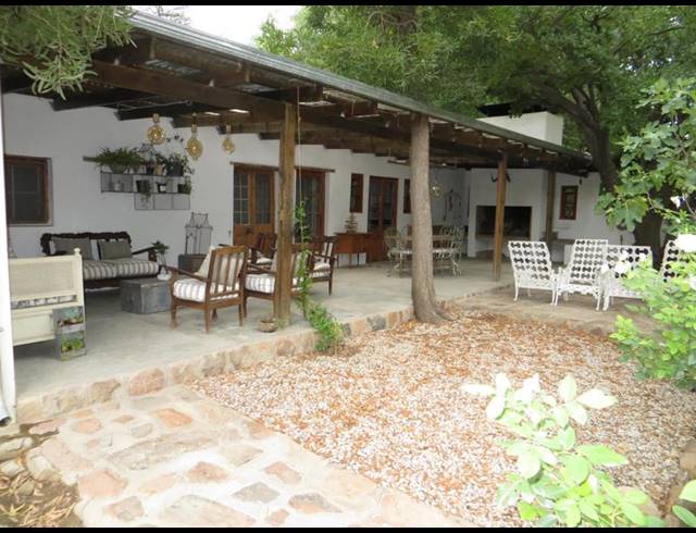 3 BEDROOM HOUSE FOR SALE IN NIEU BETHESDA